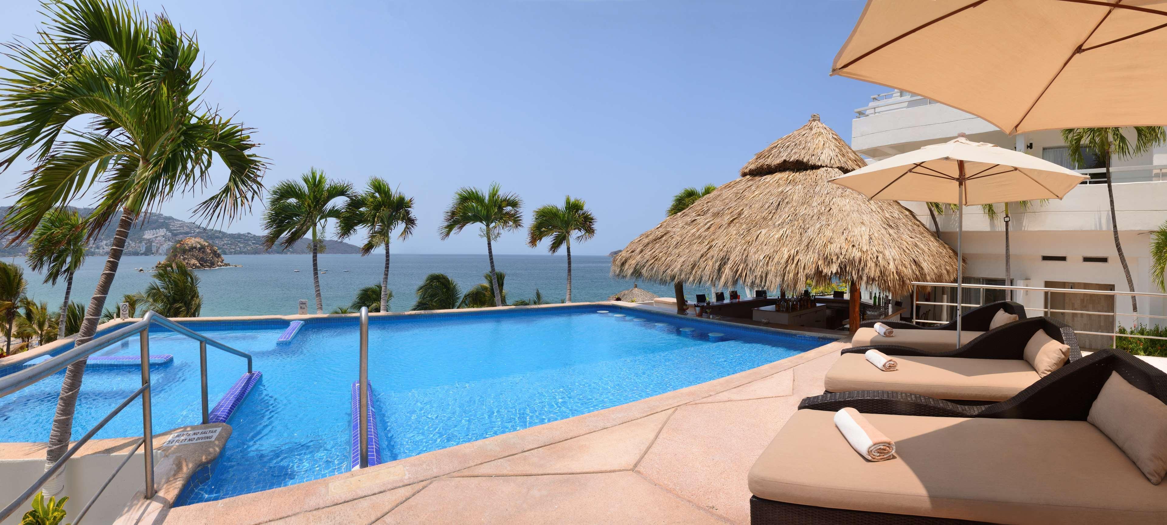 Hs Hotsson Hotel Acapulco Exteriör bild Pool at the Hotel